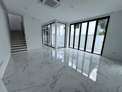 West Coast Road (D5), Terrace #565767621